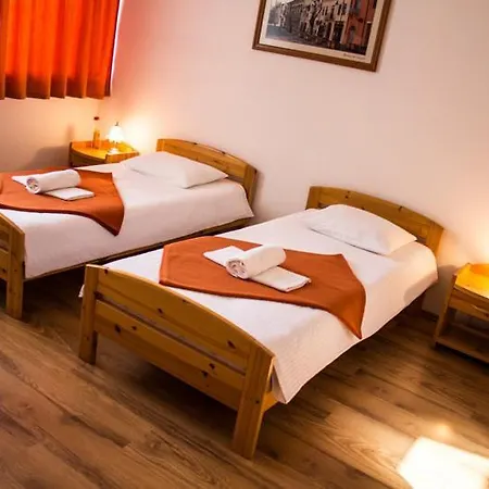 Apartahotel Sió